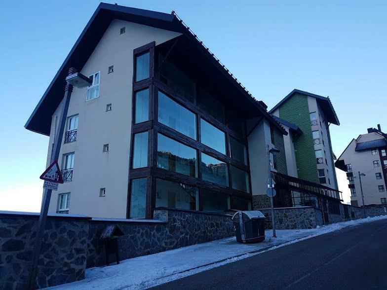 Apartamento Edificio Serraneu. Sierra Nevada. Granada Exterior photo